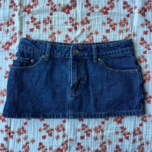 Brand New Edikted Mini Skirt!